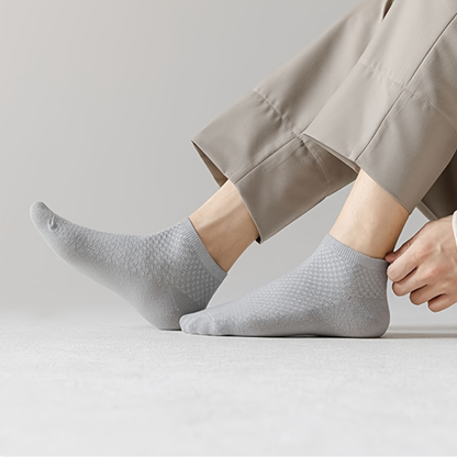 גרביים מבמבוק טבעי בהנחה