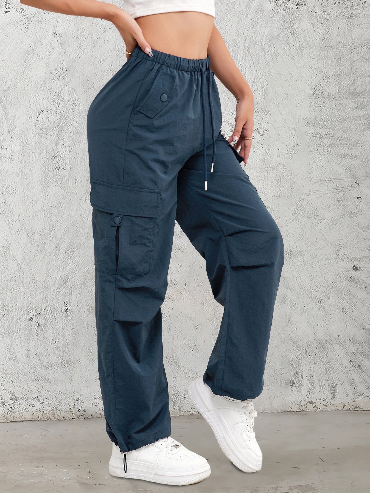 UrbanFlex מכנסי קארגו רחבים לנשים